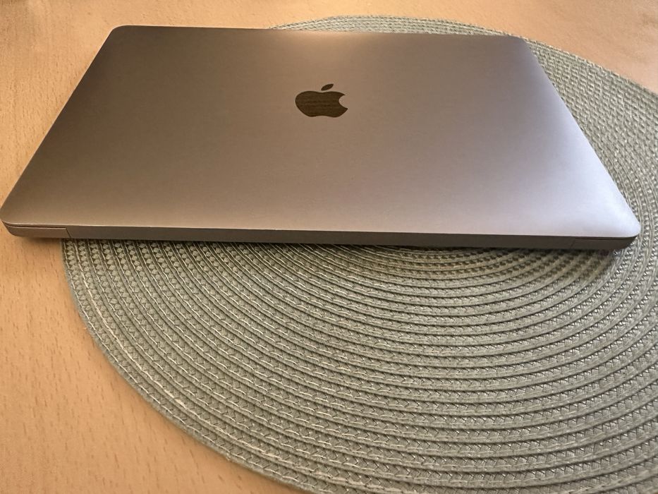 MacBook Air 2019 13”