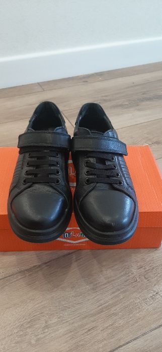 Туфли на мальчика , полуспорт .