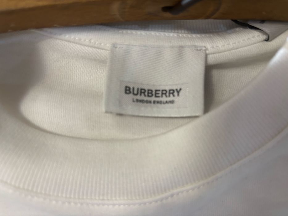 Tricou Burberry nou cu wticheta