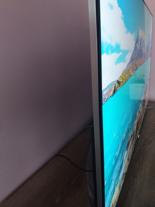 SAMSUNG 46" LED SMART  TV 3D  Full HD   "UE46F8000"