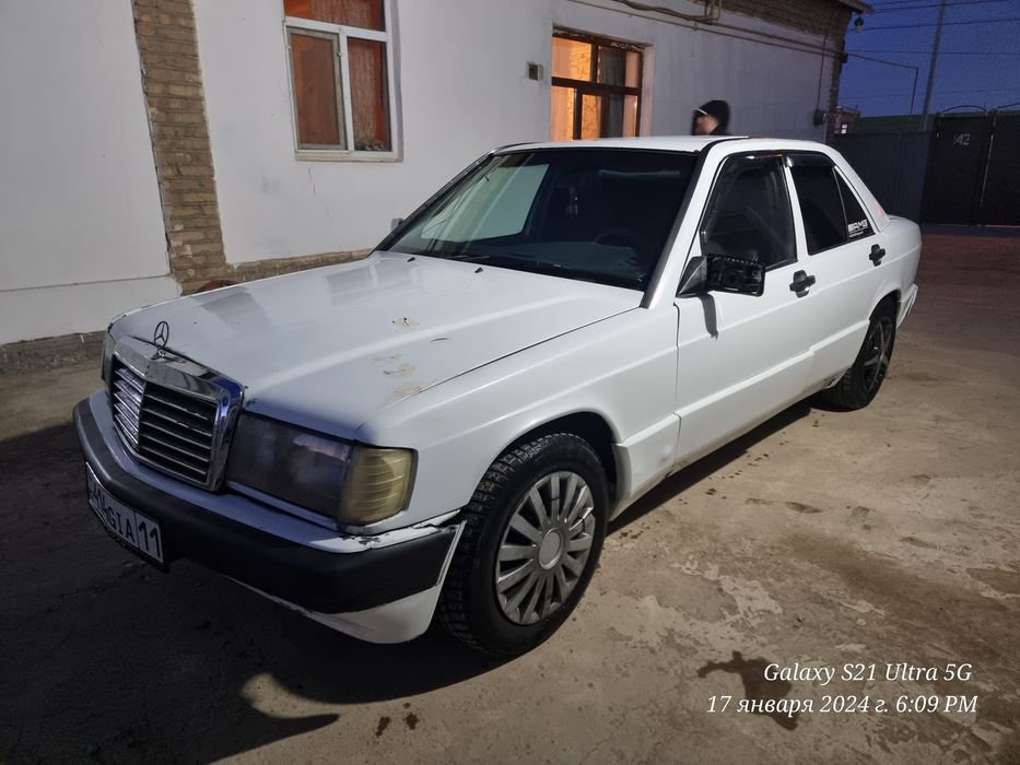 Продам машину мерседес