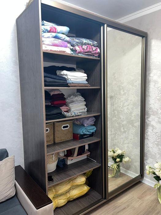 Продам диван и шкаф-купе