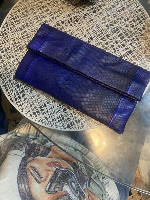 Клатч из кожи питона