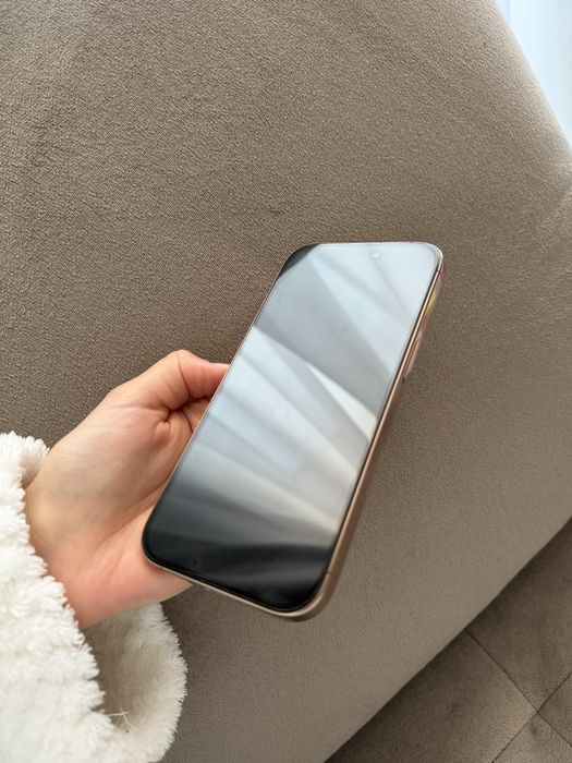 iPhone 16 Pro 128GB (90% Battery Health)