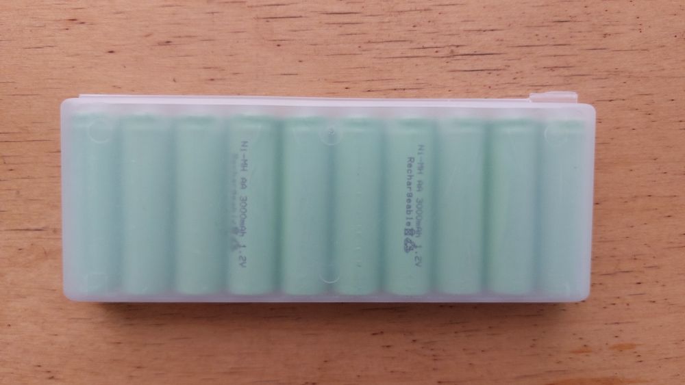 Кейс (бокс) для хранения АА батареек (аккумуляторов)