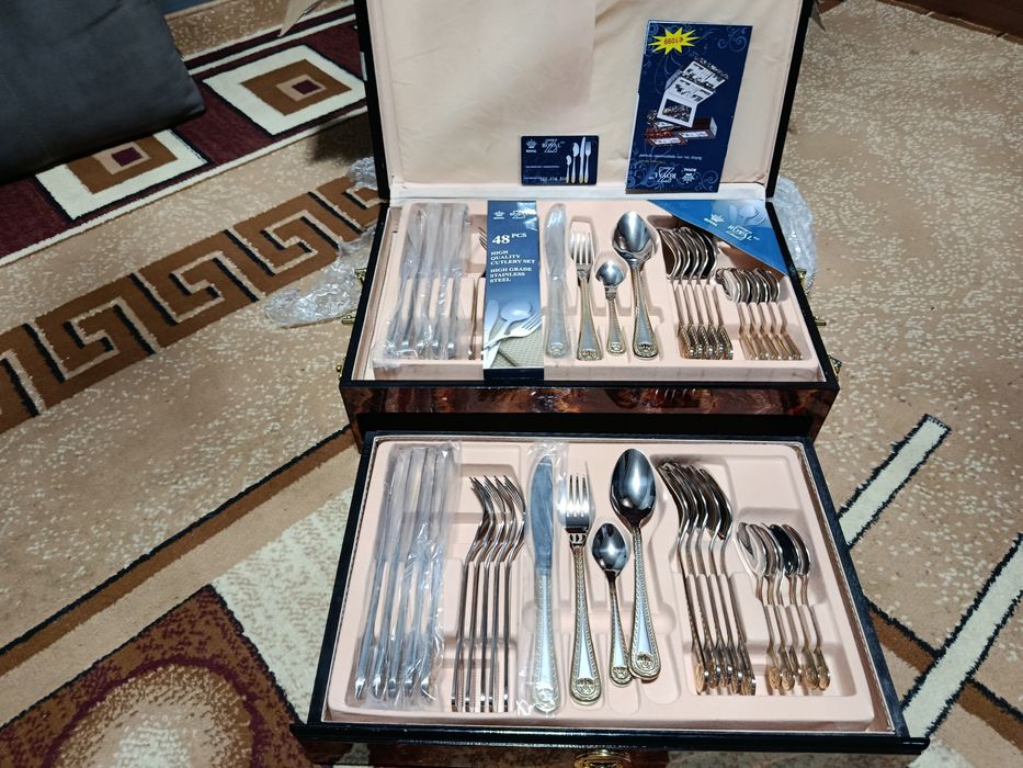 Столовый набор.ROYAL