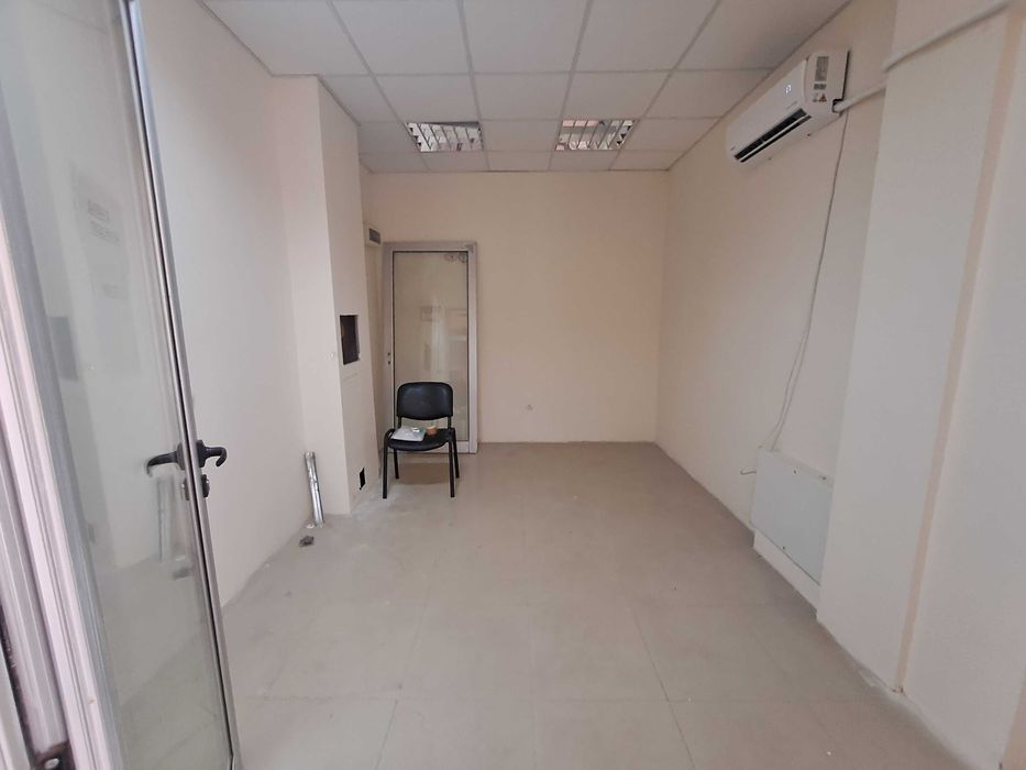 Дава се под наем Офис в София, Левски Г - 15 кв.м за 204 € - Снимка #5