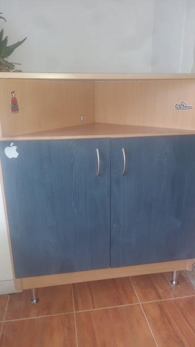 Vând comodă / corp mobilier