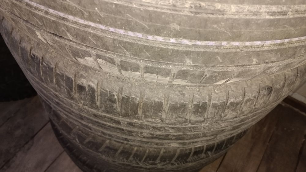 Продам Комплект Шины