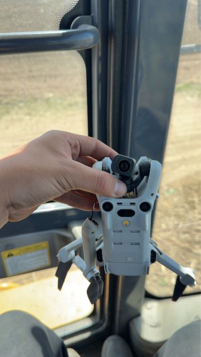 Дрон dji mini 4 pro на запчасти