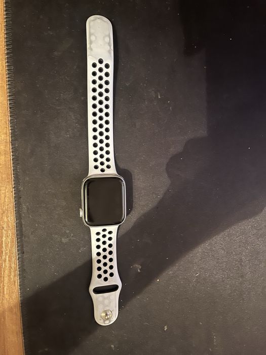 Apple watch SE Nike Edition 44mm