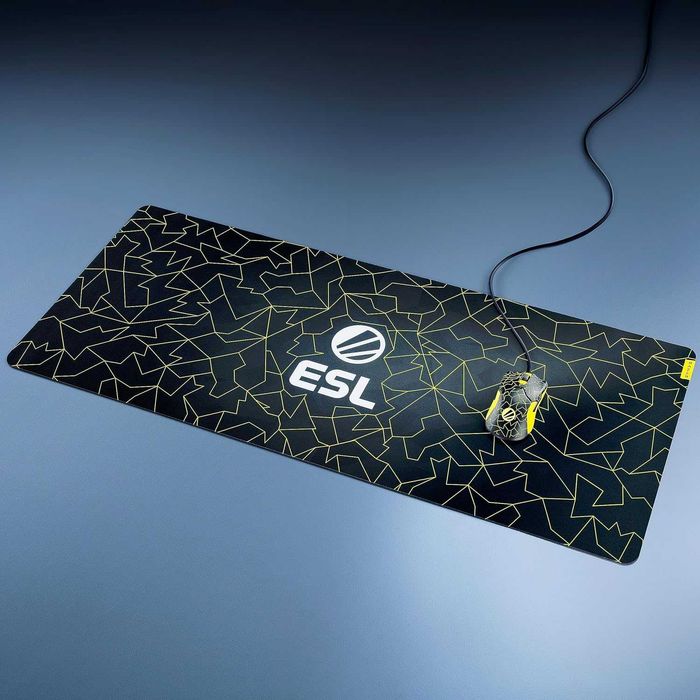 Razer Gigantus V2 Soft Gaming Mouse Mat XXL ESL Edition