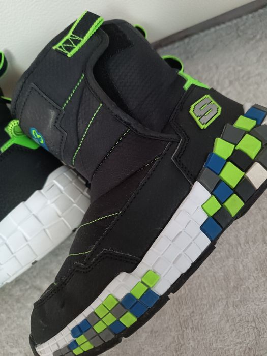 33.5 размер- Skechers