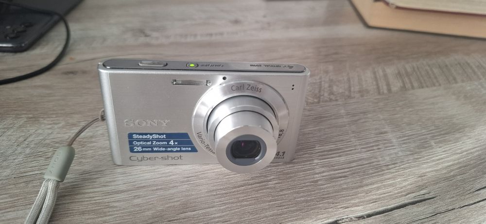 Мыльница Sony Cybershot DSC W320