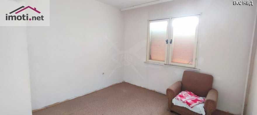 Продава се Тристаен апартамент в Пловдив, Изгрев - 82 кв.м за 591 €/кв.м - Снимка #4