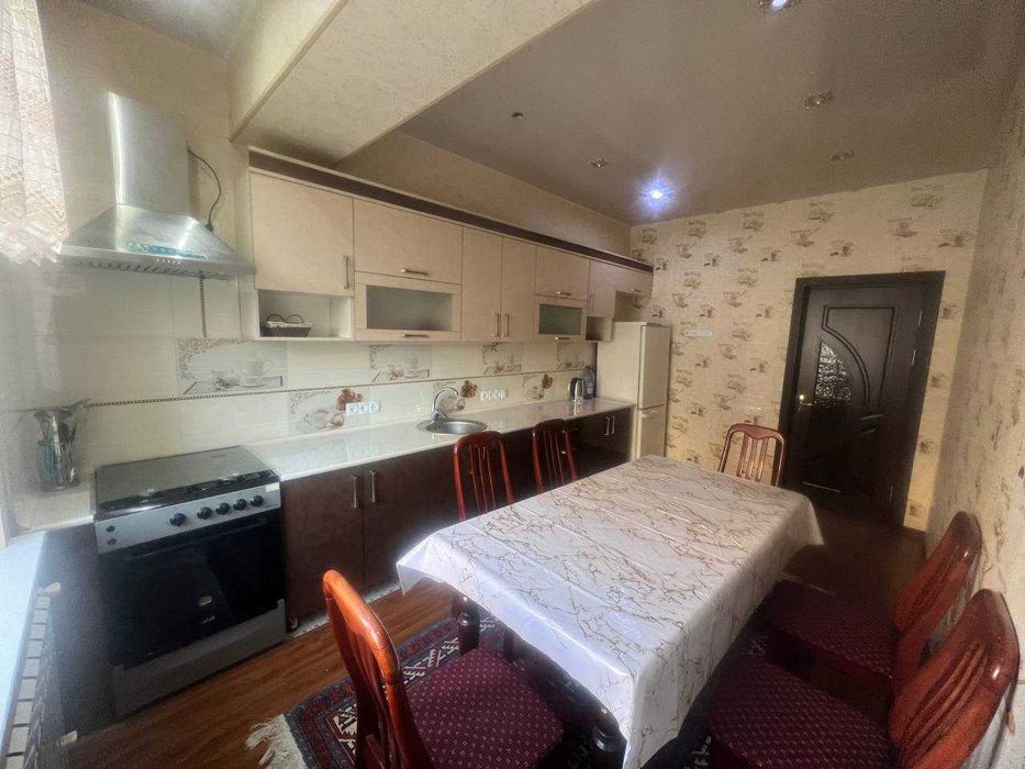 Квартира, авторский проект, "заходи и живи"