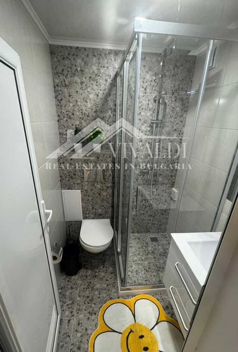 Продава се Двустаен апартамент в Варна, Център - 35 кв.м за 3715 €/кв.м - Снимка #12