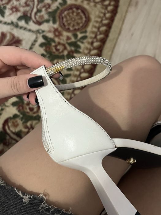 Туфли от versage
