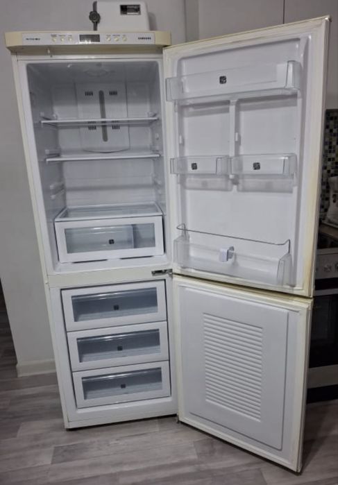 Продается холодильник б/у в хорошем состоянии