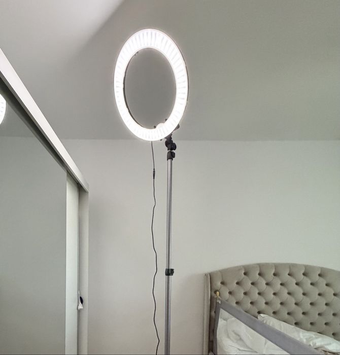 Lampa led circulara