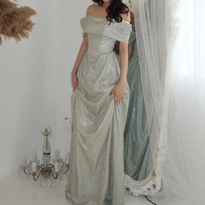 Вечернее платье на 42-44 размер