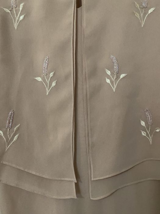 Женское платье .