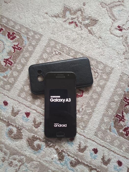 Самсунг  телефон