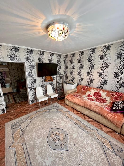 Продам 2 комн.дом в поселке Мирный