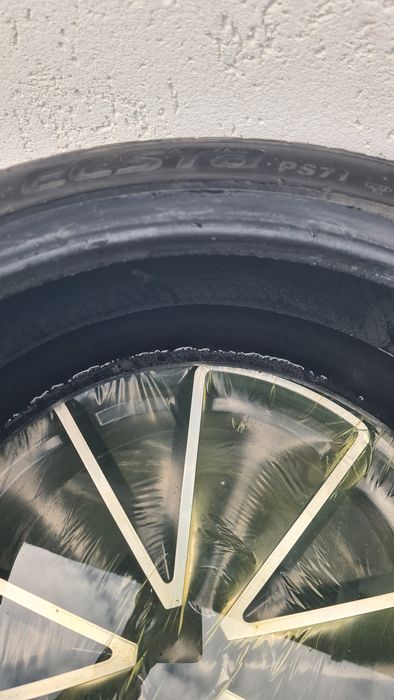 4 anvelope 245 35 19 vara  Kumho Ecsta ps71 Dot 2023 7mm