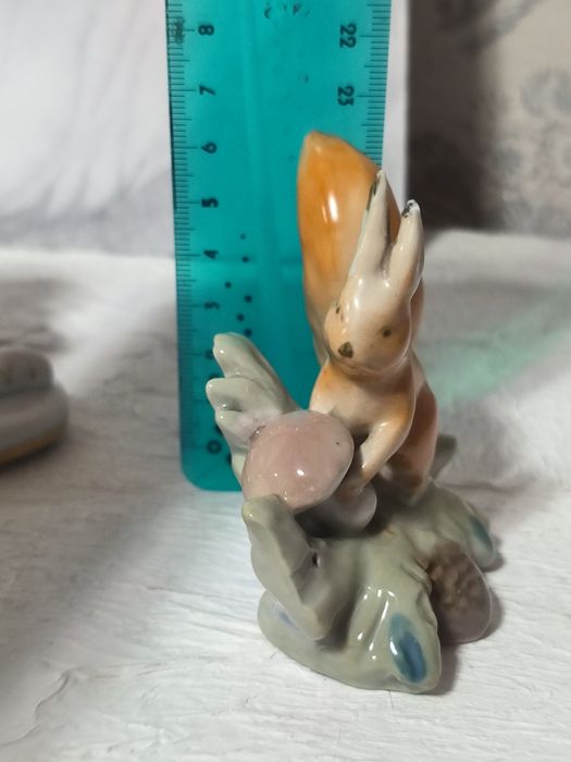 Статуэтка фарфоровая советская