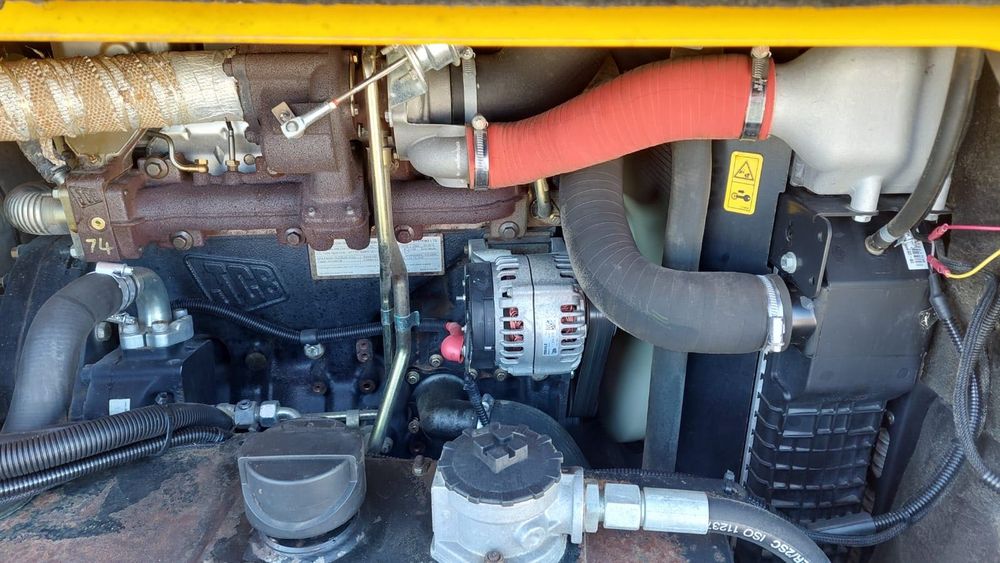 Jcb 6TS , dumper 4x4 , 1780 ore , 2017  ,roto