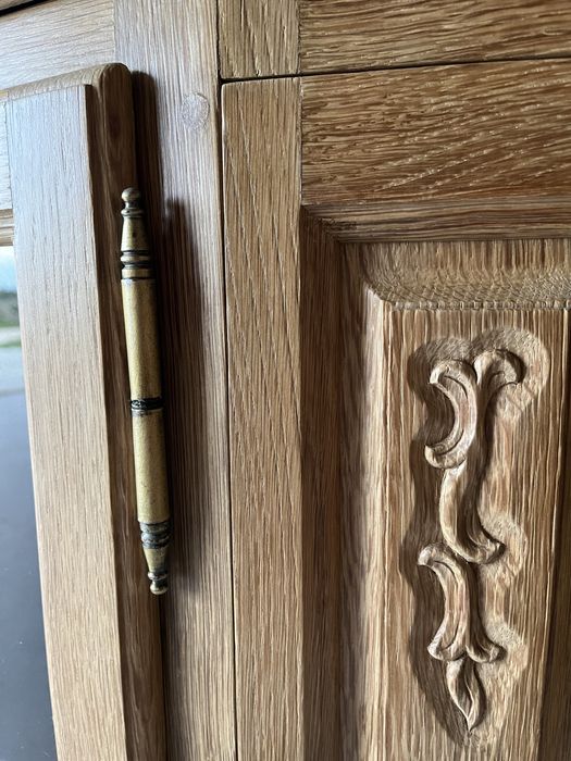 ТВ скрин масив с въртящ плот