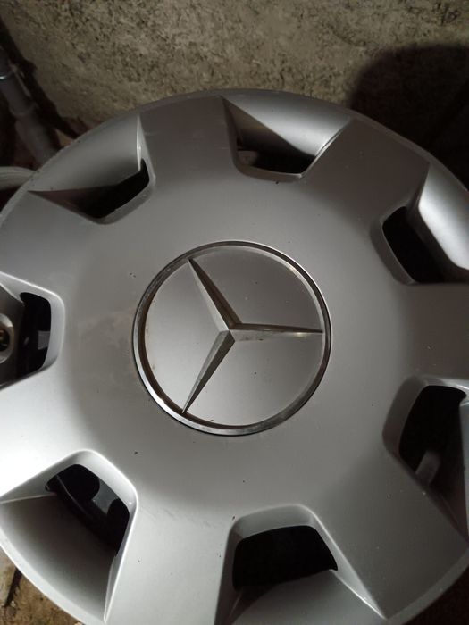 Vând jante de tablă Mercedes a-class plus capace!