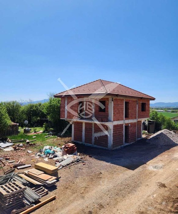 Продава се Къща в Костинброд - 165 кв.м за 1061 €/кв.м - Снимка #2