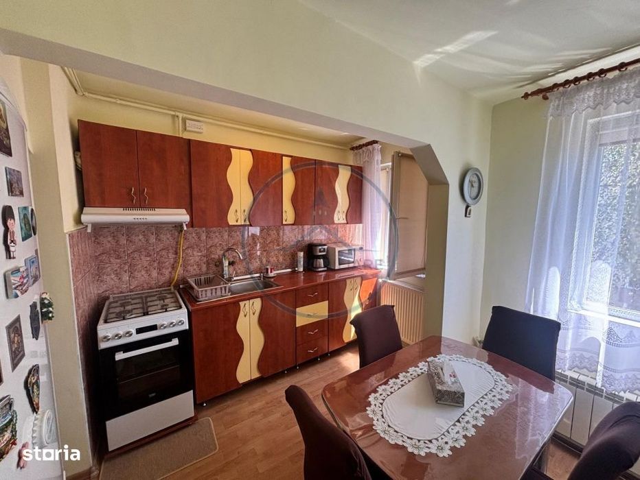 Apartament 3 camere | Str. Sucevei |