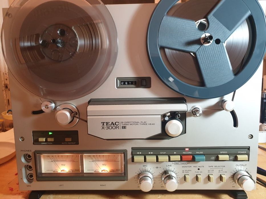 Magnetofon TEAC X300R autorevers 3moto Rezervatare 3capete