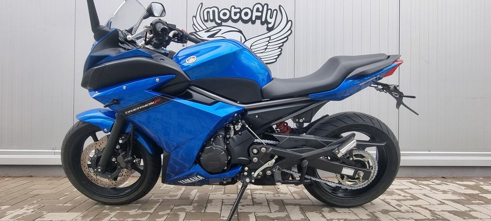 MotoFly vinde Yamaha XJ6 Diversion F 2011