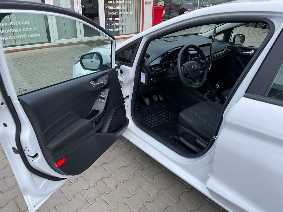 RENT A CAR / Inchiriez FORD FIESTA, an 2019,  Bucuresti