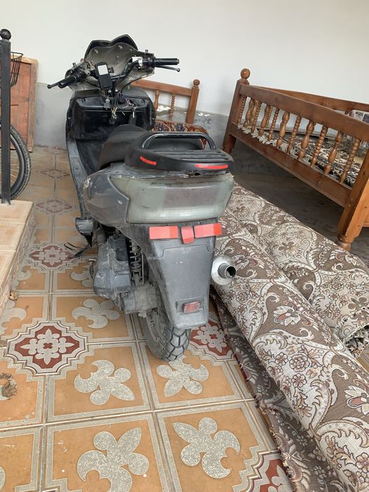 Скутер 50 куб Сотилади Продается скутер 50 куб