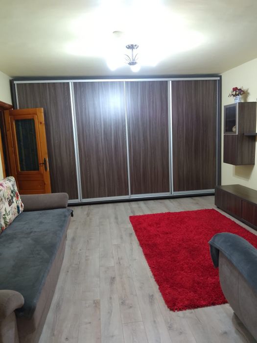 Inchiriez apartament 2 camere