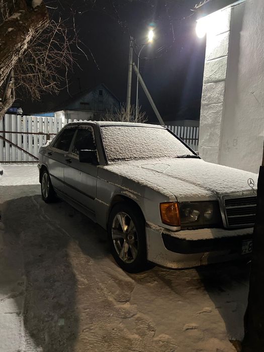 Мерседес е190 2.3 паук мех5