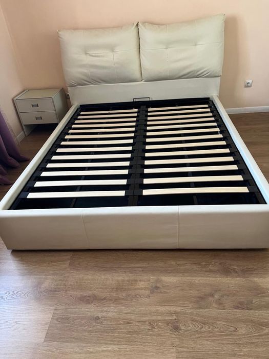 Продам кровать двуспальная