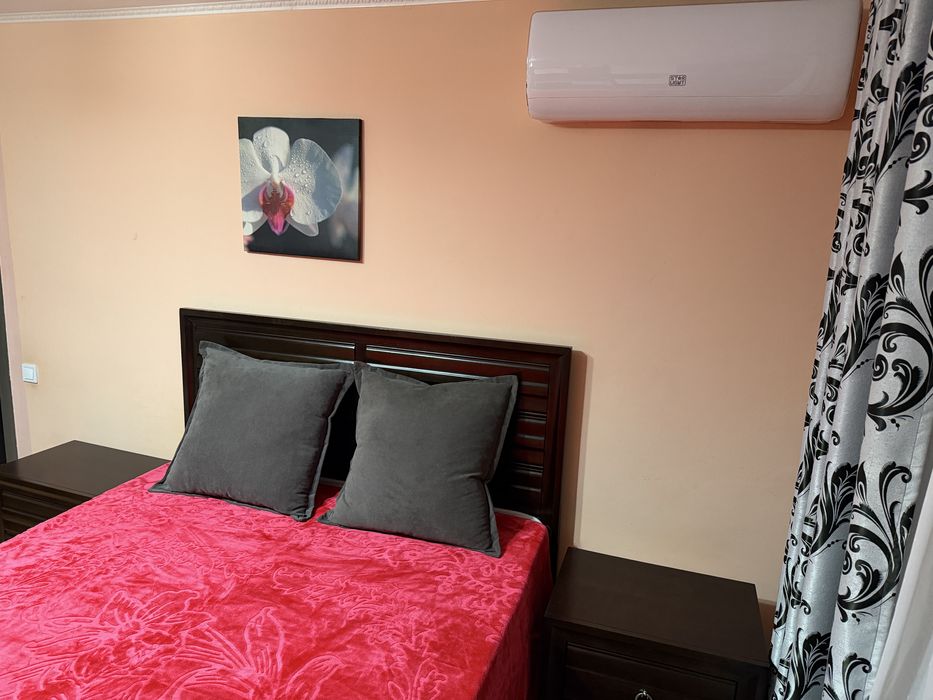 Camera de inchiriat in apartament  cu 4 camere  Pacurari