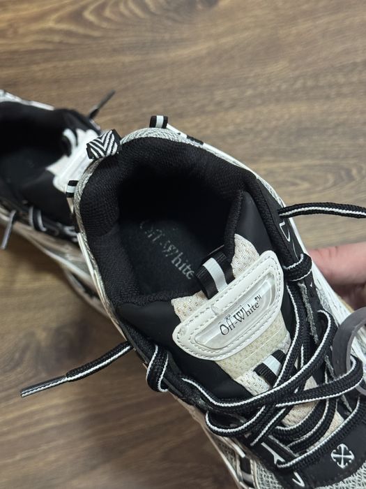 off white be right back grey