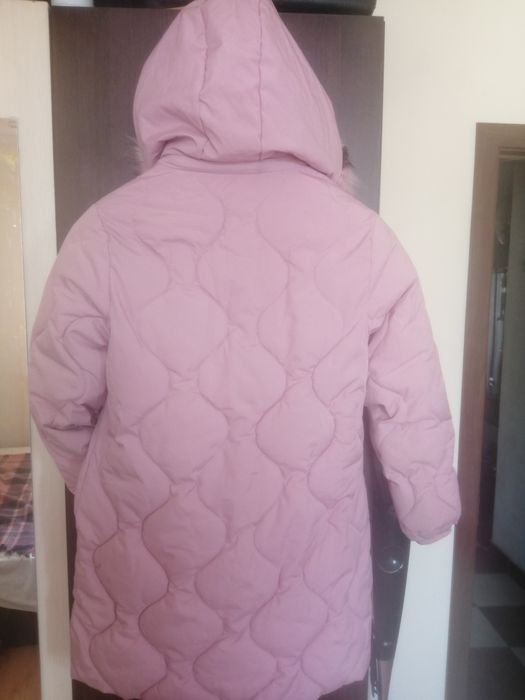 Дамско яке, за есенно зимен сезон.
