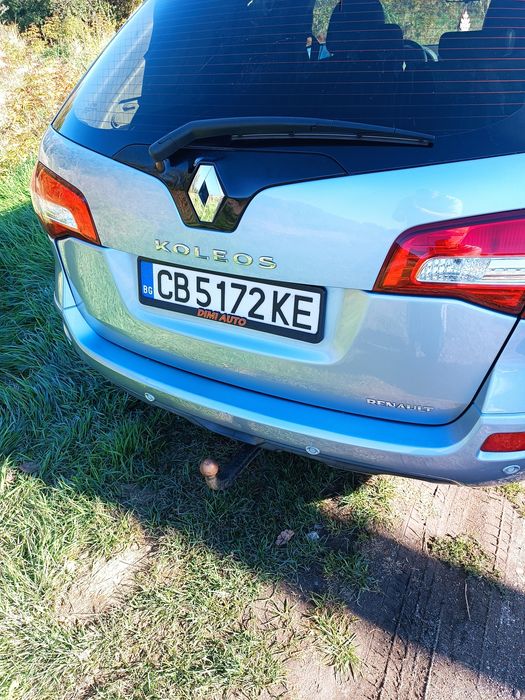 Продавам Рено Калеос