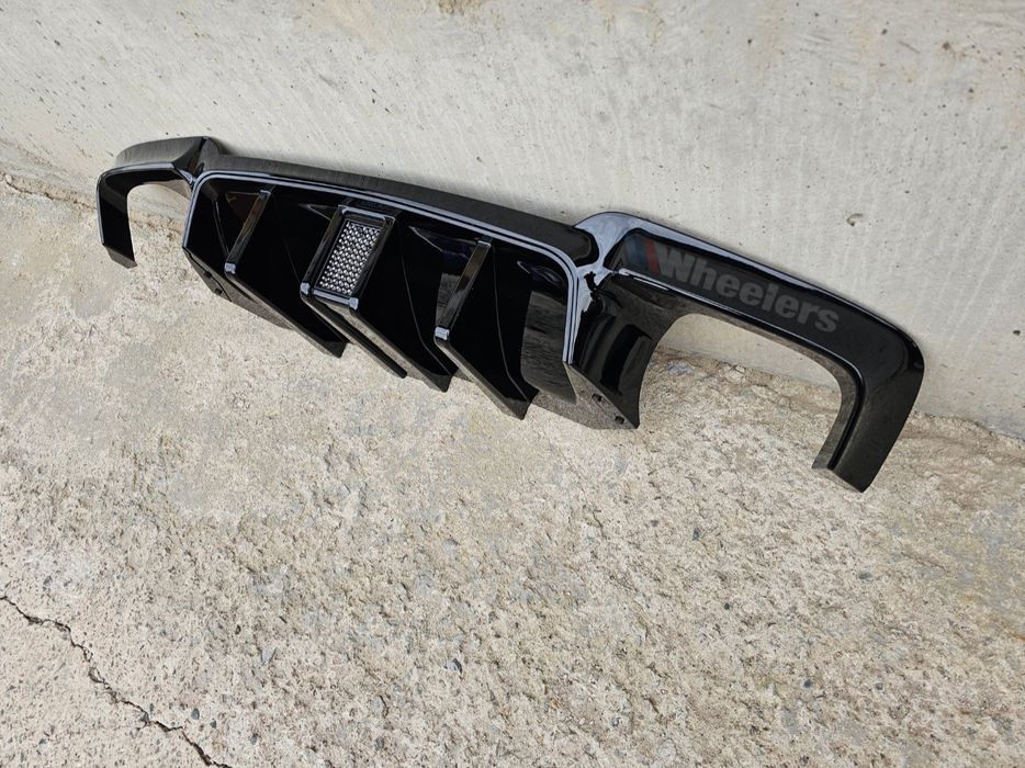 Диффузор в задний бампер BMW F10 M Performance