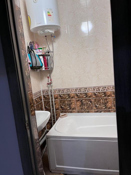 Толе би пр,92 дом сатылады.