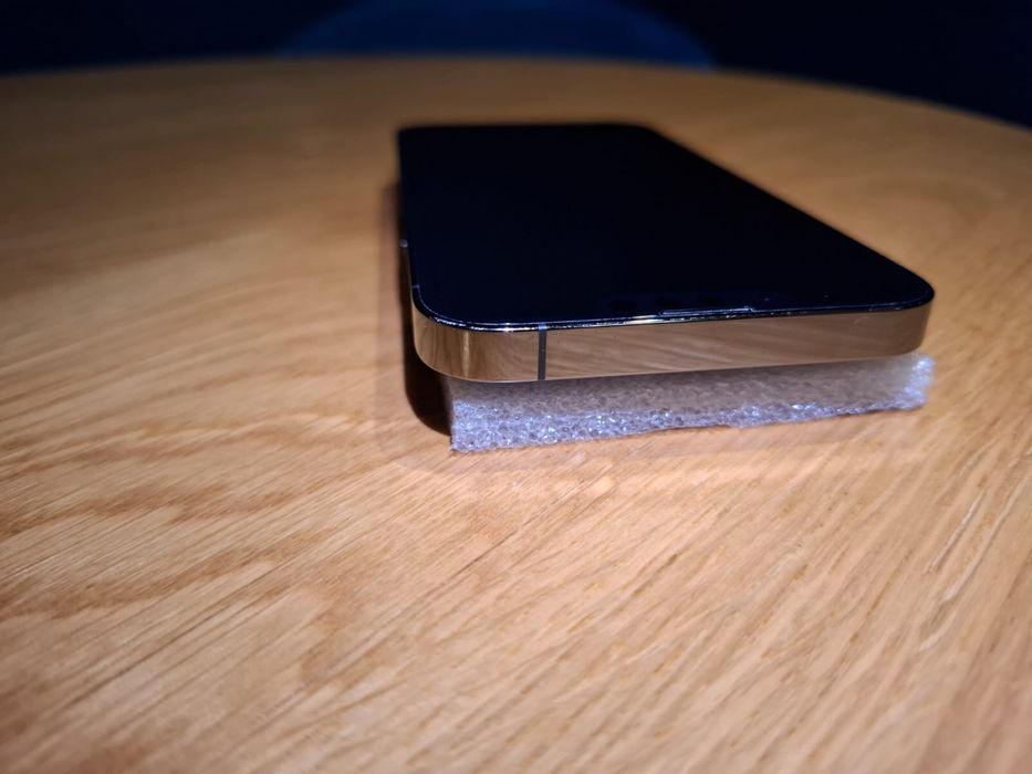 Vand Iphone 13 pro in stare impecabila