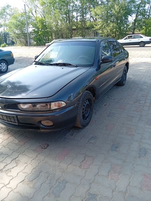 Mitsubishi Galant